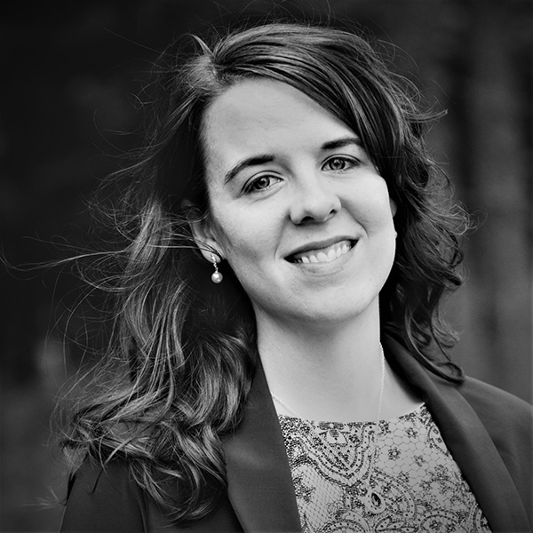 Dr. Nicole Roccas